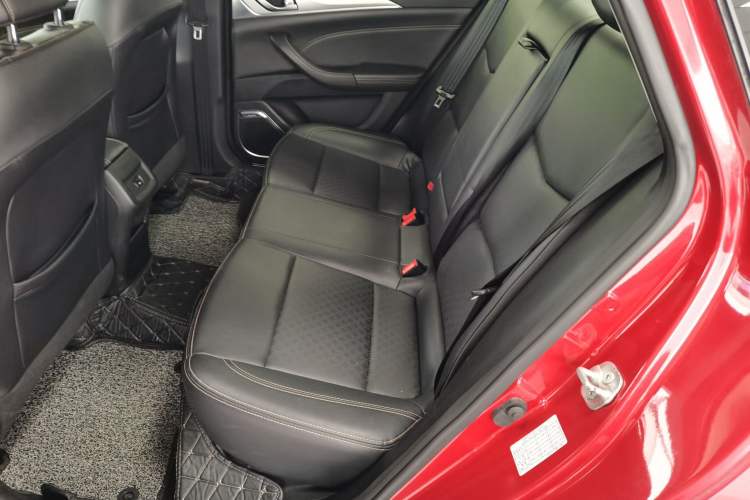 Used CHANGAN Eado 2019 High-Energy Edition 1.6L GDI Automatic Pioneer Model China VI Standard