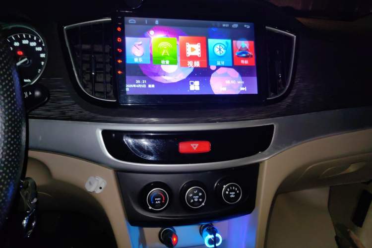 Used Baojun 730 2016 1.5L Manual Value Edition 7 Seats China V Emission Standard