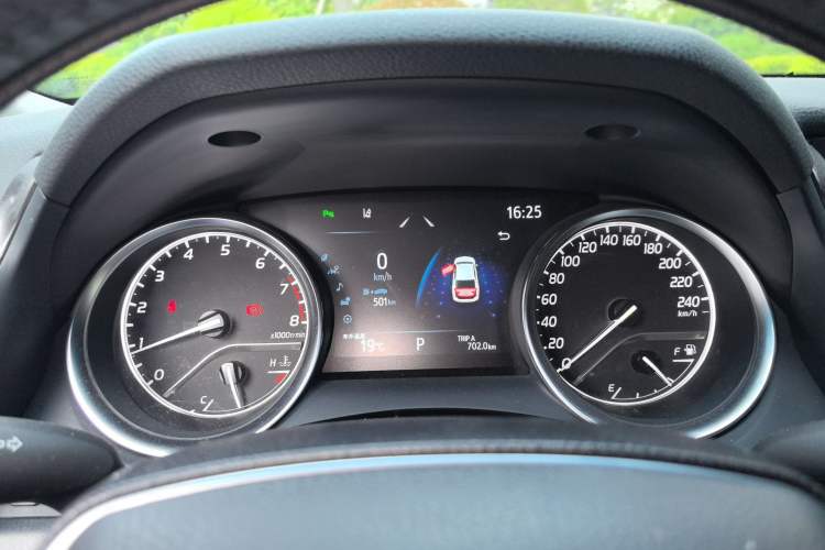 Used Toyota Camry 2021 2.0G Luxury Edition Instrument Cluster