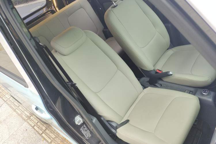 Used Wuling Zhiguang New Energy 2025 Comfort Model