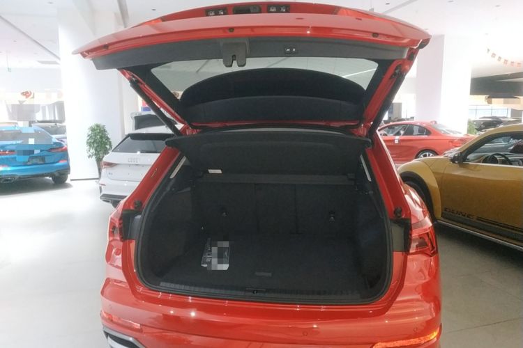 Used Audi Q3 2023 35 TFSI Fashion Dynamic Model (1.5T)
