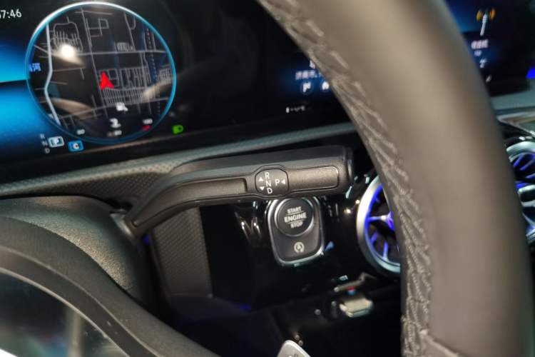 Used Mercedes-Benz A-Class 2021 A 200 L Sport Sedan Fashion Model
