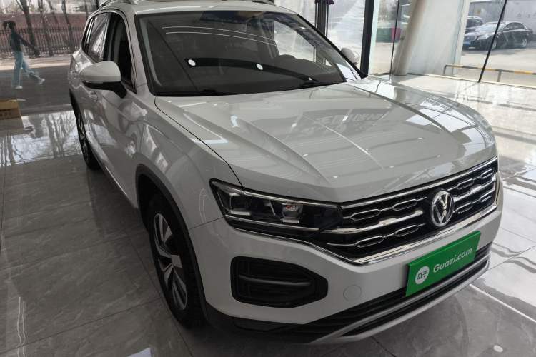 Used Volkswagen Tayron 2019 330TSI Two-Wheel-Drive Luxury Version China V Emission Standard Front Right 45 Deg