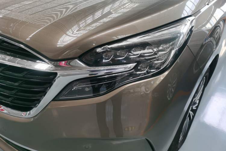 Used Buick GL8 2021 ES Landtrek 653T Luxury Model
