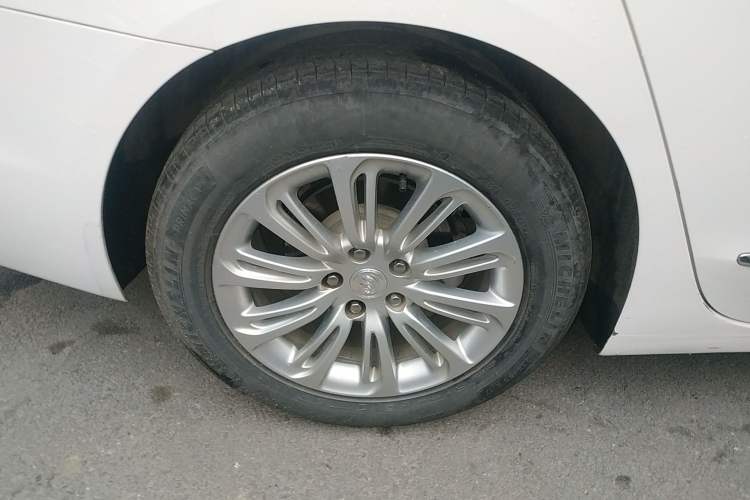 Used Buick LaCrosse 2016 20T Elite Edition Exterior 5