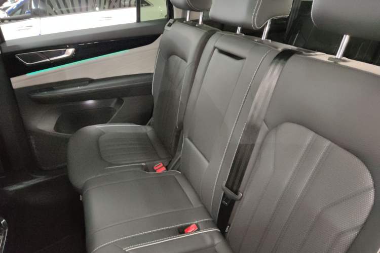 Used Volkswagen Teramont 2023 530 V6 Four-Wheel Drive Prestige Luxury Edition Left Rear Seat