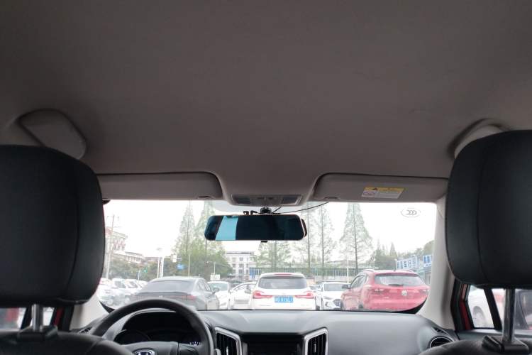 Used CHANGAN CS15 2016 1.5L Manual Fashion Edition