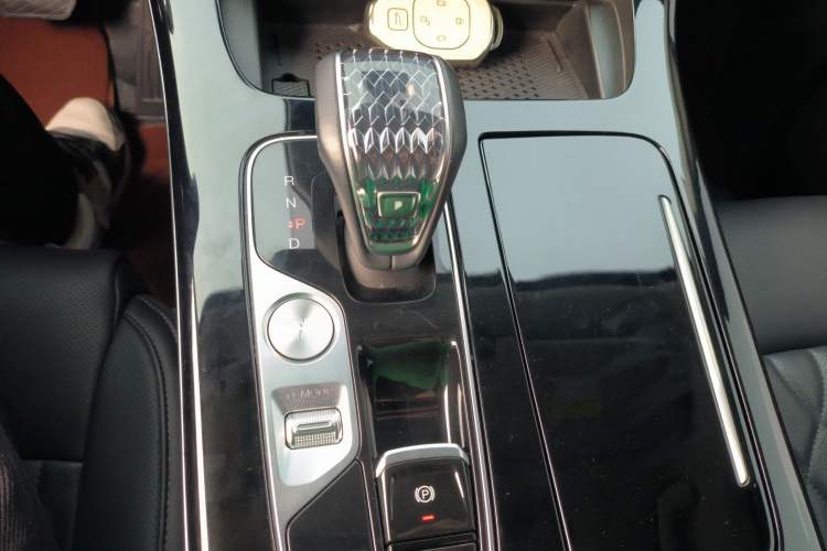 Used GAC Trumpchi M8 2024 Master Series Super Hybrid Edition