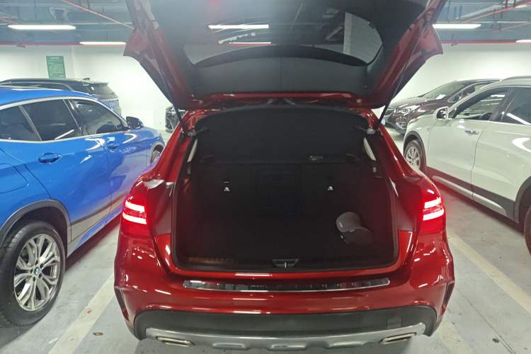 Used Mercedes-Benz GLA 2019 GLA 200 Fashion Model Trunk