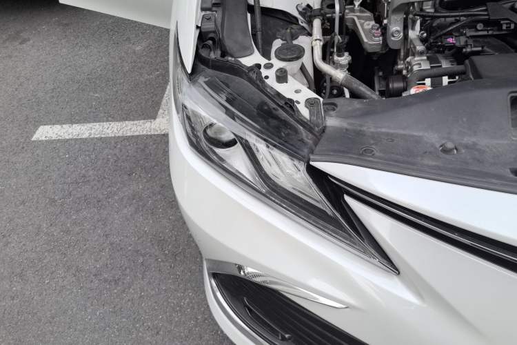 Used Toyota Camry 2021 2.0G Luxury Edition Right Front Headlight