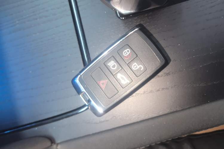 Used Land Rover Discovery Sport 2024 Luxury Custom Edition