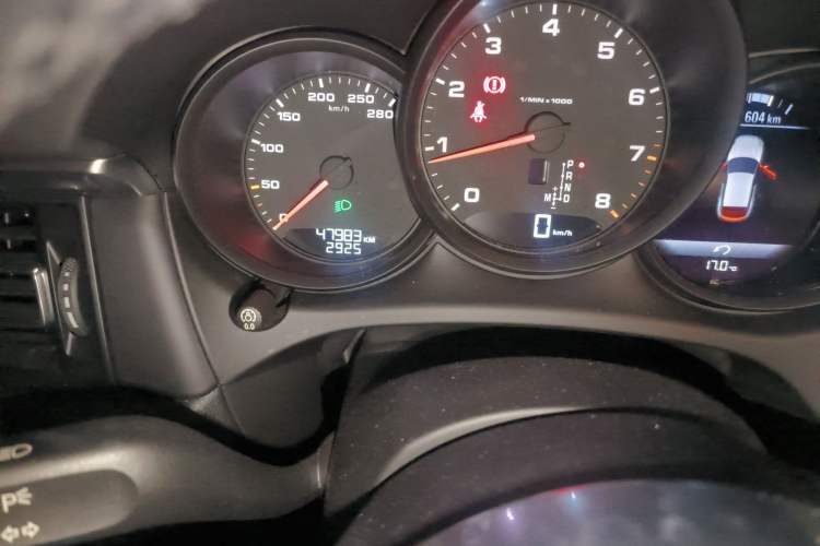 Used Porsche Macan 2018 Macan 2.0T