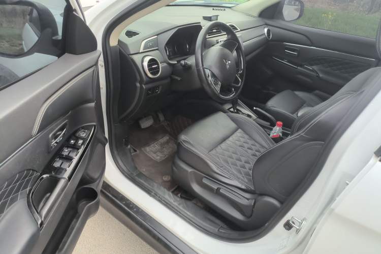 Used Mitsubishi ASX 2020 2.0L CVT Smart Edition
