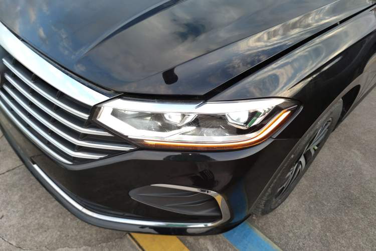 Used Volkswagen Lavida 2023 280TSI DSG Full-Comfort Edition
