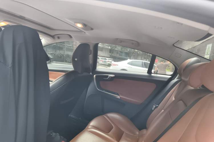 Used Volvo S60 2017 S60L T3 Smart Upgrade Edition
