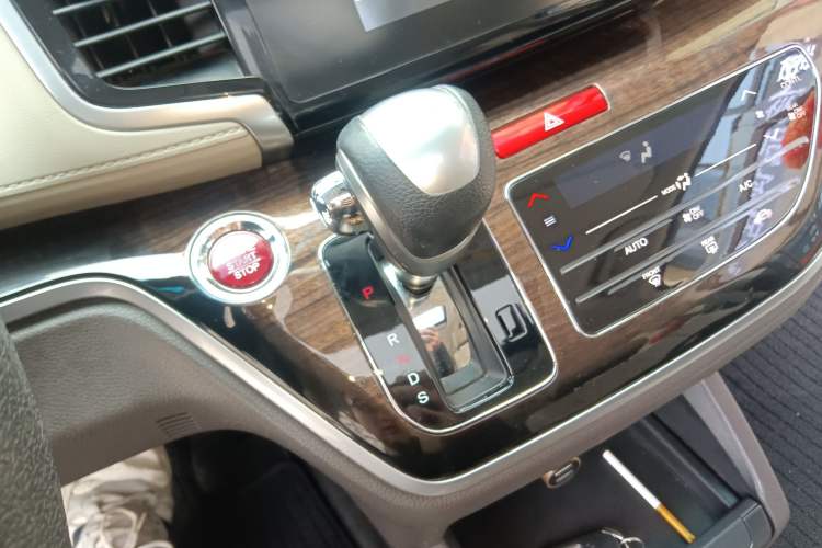 Used Honda Odyssey 2017 2.4L Luxury Edition