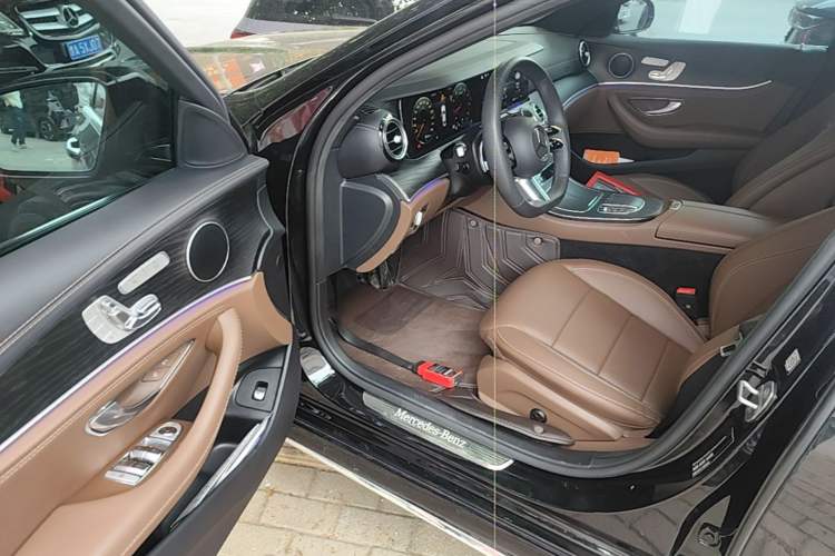 Used Mercedes-Benz E-Class 2023 Restyled E 300 L Sporty and Stylish Edition
