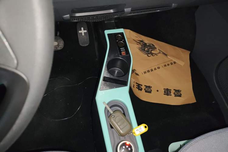 Used Wuling Hongguang MINIEV 2021 Macaron Premium Model – Lithium Iron Phosphate