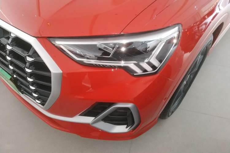 Used Audi Q3 2023 35 TFSI Fashion Dynamic Model (1.5T)
