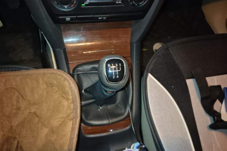 Used Skoda Octavia 2014 1.6L Manual Yijun Edition
