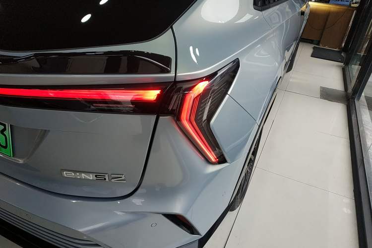 Used Honda e:NS2 2024 Light-Chasing Version Exterior 3