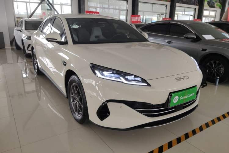 Used BYD Seal 06 New Energy 2024 DM-i 80KM Luxury Model Front Right 45 Deg
