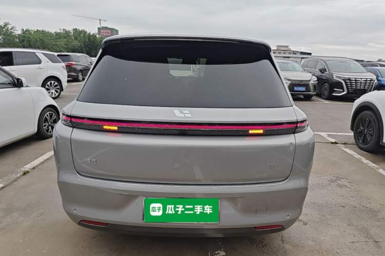 Used Li Auto L8 2023 Pro Model
