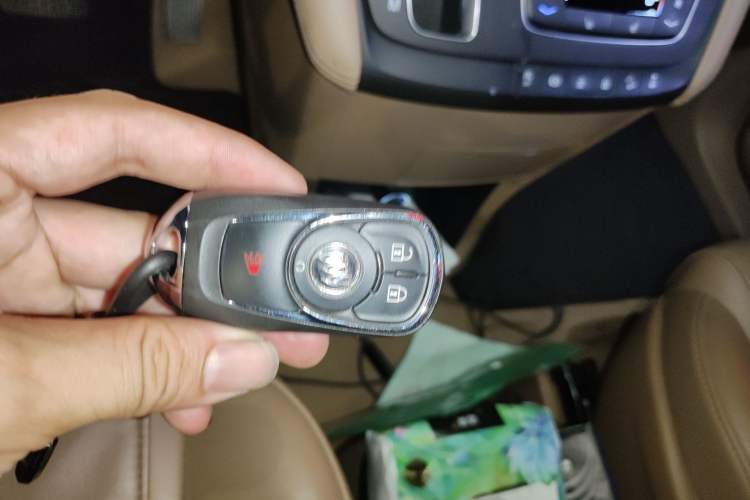 Used Buick GL8 2017 ES 28T Premium Version China V Standard
