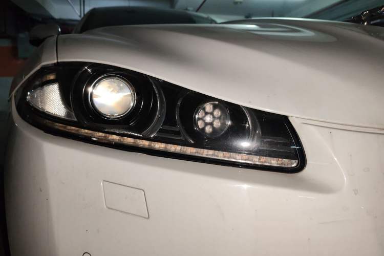 Used Jaguar XF 2013 XF 2.0T Luxury Edition