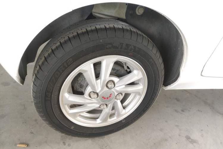 Used Wuling Hongguang MINIEV 2020 Enjoyment Model Lithium Iron Phosphate Right Rear Wheel Hub