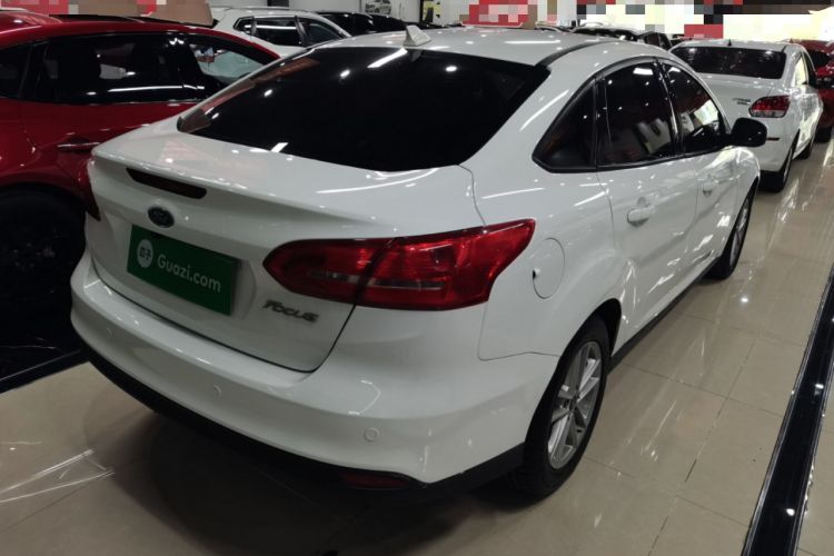 Used Ford Focus 2015 Sedan 1.6L Manual Fashion Edition Rear Right 45 Deg