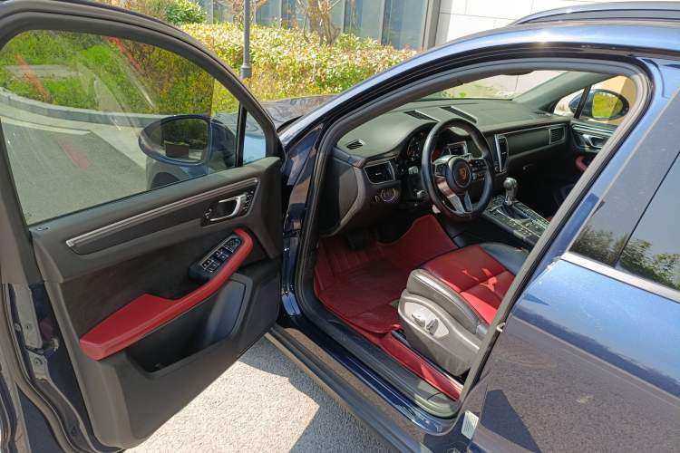 Used Porsche Macan 2017 Macan 2.0T