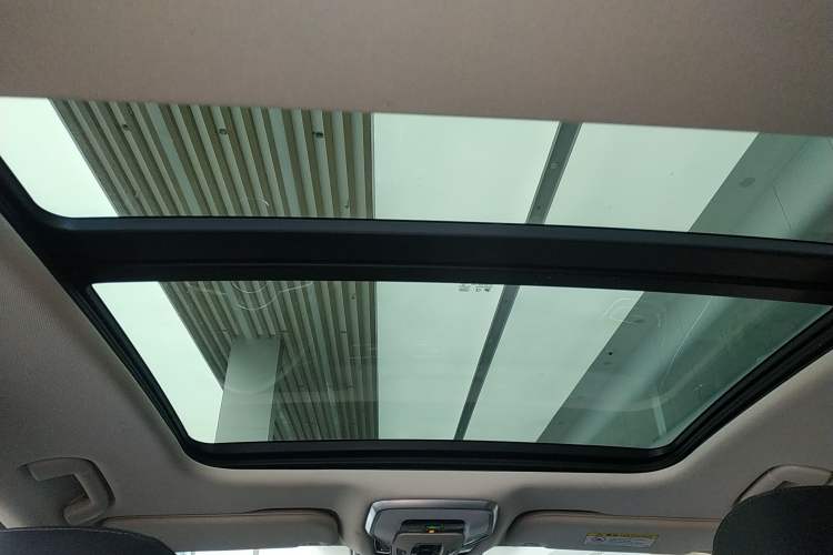 Used Hongqi H5 2024 1.5T DCT Smart Connect Flagship Edition Headliner