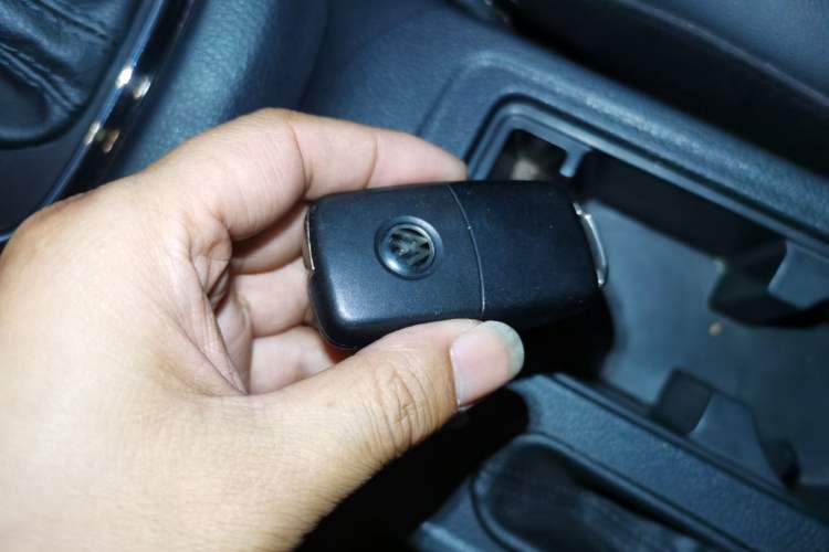 Used Volkswagen Sagitar 2018 1.6L Automatic Comfort Model Interior 1