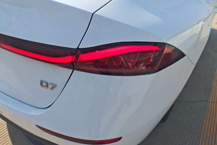 Used Roewe D7 2023 DMH 125km Flagship Edition Exterior 6