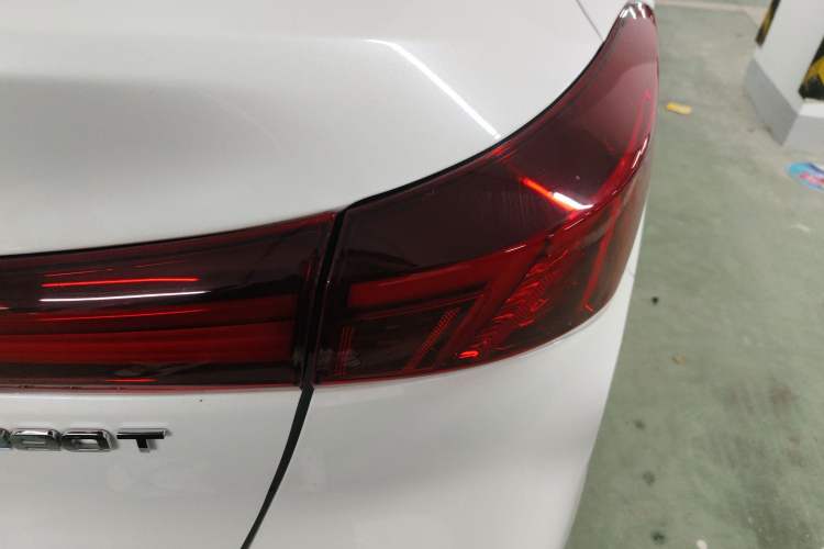 Used CHANGAN Eado 2023 Changan Edition PLUS Blue Whale NE 1.4T GDI DCT Prestige Version Right Rear Taillight