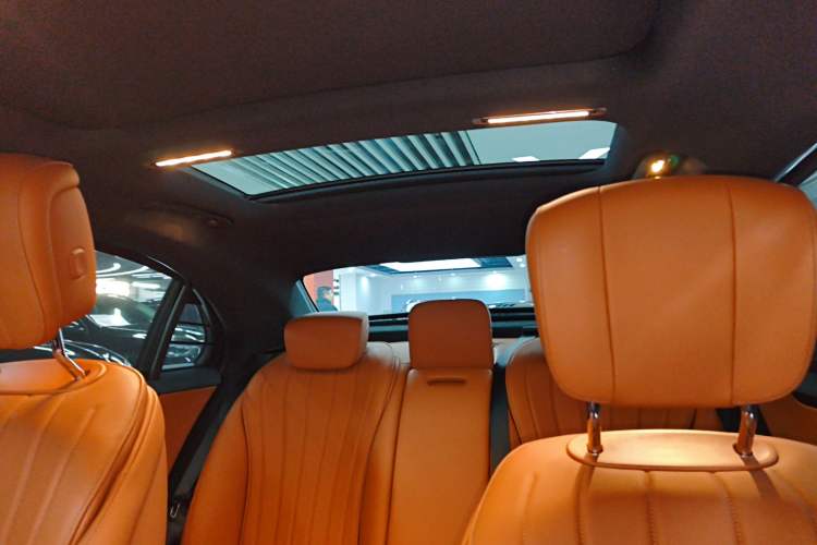 Used Mercedes-Benz S-Class 2022 S 400 L Business Model
