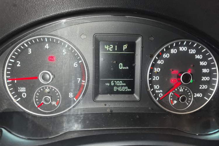 Used Volkswagen Sagitar 2011 1.6L Automatic Comfort Edition