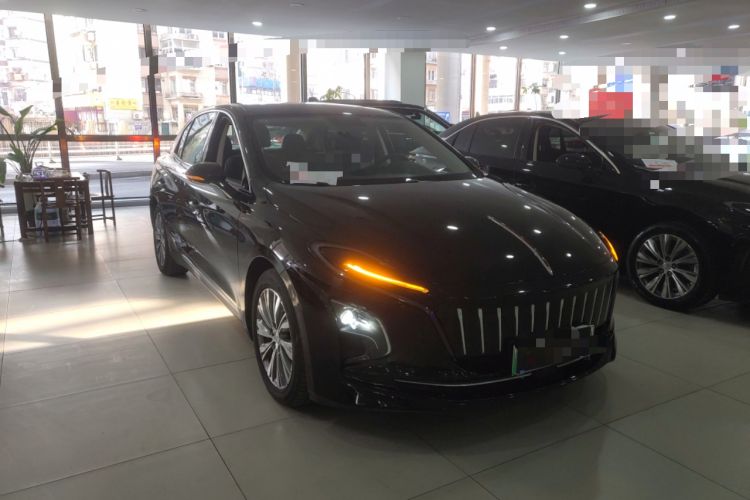 Used Hongqi E-QM5 2022 431 km Charge & Enjoy Edition