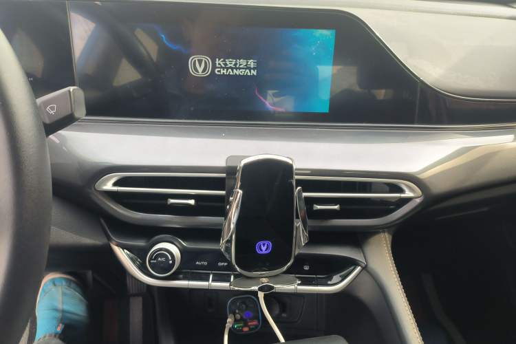Used CHANGAN Eado 2020 PLUS Blue Whale NE 1.4T GDI DCT Prestige Model
