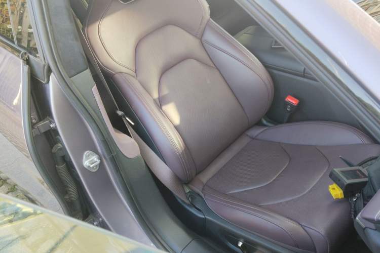 Used Xiaomi Auto SU7 2024 Four-Wheel Drive Ultra-Long Range Advanced Intelligent Driving Max Edition
