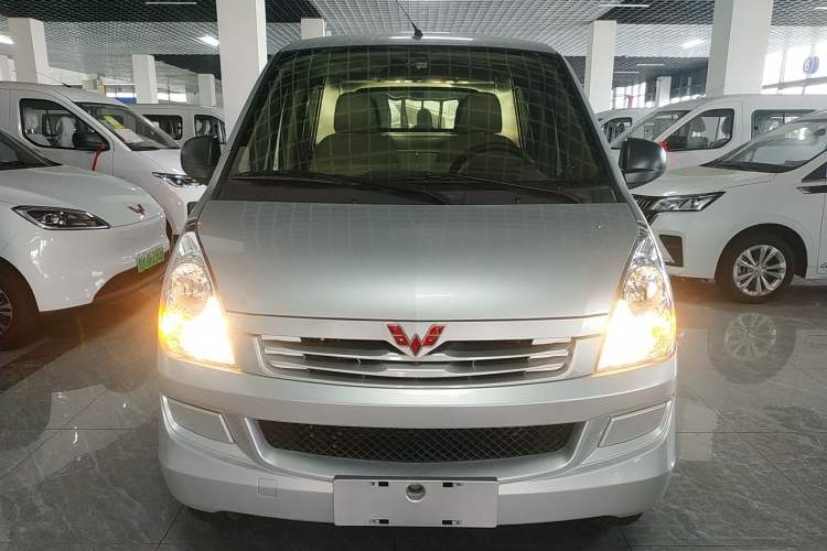 Used Wuling Rongguang S 2023 1.5L Basic Enclosed-Window Vehicle 2 Seats