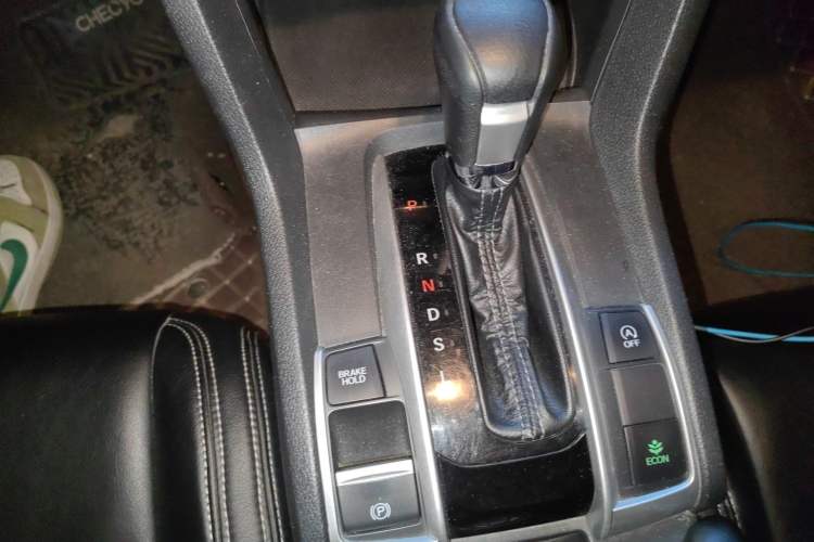 Used Honda Civic 2016 220TURBO CVT Luxury Edition
