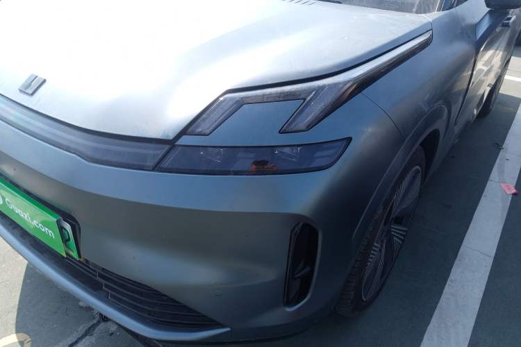 Used Lynk & Co 08 EM-P 2023 245km Ultra-Long Range Halo
