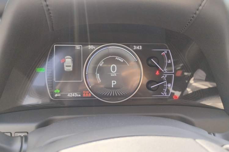 Used Lexus ES 2018 300h Premier Edition China VI Standard