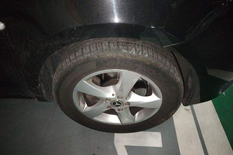 Used Mercedes-Benz Vito 2018 2.0T Elite Version 7 Seats China VI Emission Standard
