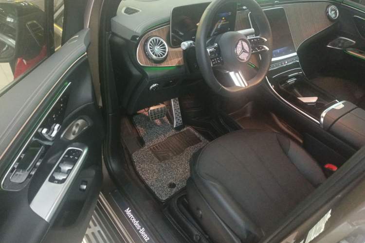 Used Mercedes-Benz EQE SUV 2023 350 4MATIC Luxury Edition