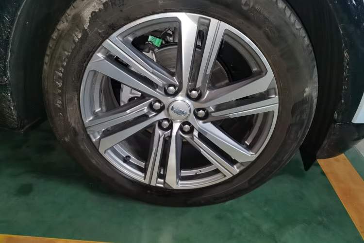 Used Cadillac LYRIQ 2022 Rear-Drive Long-Range Luxury Edition