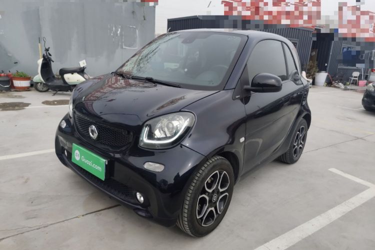 Used smart fortwo 2017 Model 1.0L 52 kW Melody Blue Special Edition China V Standard