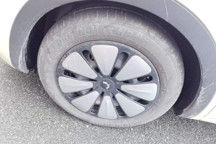 Used Wuling Bingo 2023 333 km Lingxi Connected Version
